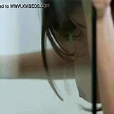 Jovenzinha leva ação intensa em várias posições