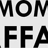 Zúfalá MILF potrebuje mladú drobnú 18+ dievku na uspokojenie svojich chlpatých túžob po mame hneď teraz