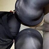 Jebal sem svojo debeluško punco od zadaj v kuhinji, ampak bila je tako mokra in umazana!