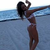 Hé meisjes, hoe was dat wilde interraciaal trio in Miami met Violet Rae en Sarah Lace?