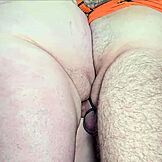 Wow! Šukám těsnou panenskou kundu a stříkám dovnitř svý otrokyni!