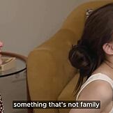 Stiefvater rammelt mich hart fürs Schwänzen des Tanzes ohne Gnade.