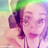 Sophia Burns bere 7na1 tvrdý dp s deepthroatem a polykáním cumu