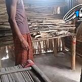 Сельская жена спрашивает: хочешь посмотреть, как меня ебут в анал, нагнувшись на улице? в видео localsex31