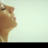 נערות קטנות 18+ חוקרות גופים בטריוסום לסבי לוהט