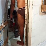 भारतीय बंगाली अमीर लड़की डिलीवरी बॉय से एरोटिक चुदाई करती है। वो टाइट चूत मुझे पागल कर देती है!