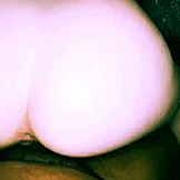 η γειτόνισσα ήρθε για παιχνίδι όταν έφυγε ο φίλος της