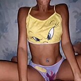 Taylı 18+ genç kız babysitter orospudan köpek pozisyonunda boşalıyor!