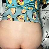 Pastorka se priprema za noćni poset pastorka u domaćem susretu