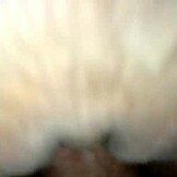 Genç 18+ sarışın tıraşlı amıyla eski tarz gangbang creampie'de sikiliyor